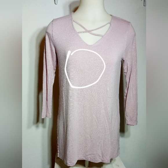 Old Navy Relaxe Luxe Relaxed Lace Up Tunic Top Sz Small in Plum Tonic - Picture 10 of 10